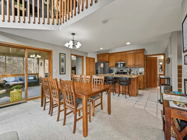 $480,000 | 1 High Ridge Run, Galena, IL 61036