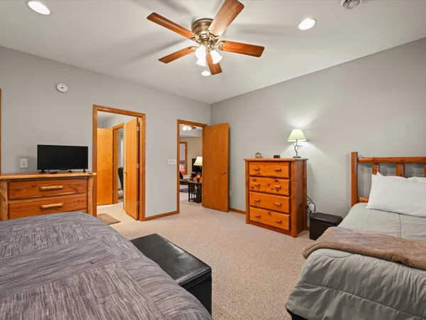 $480,000 | 1 High Ridge Run, Galena, IL 61036
