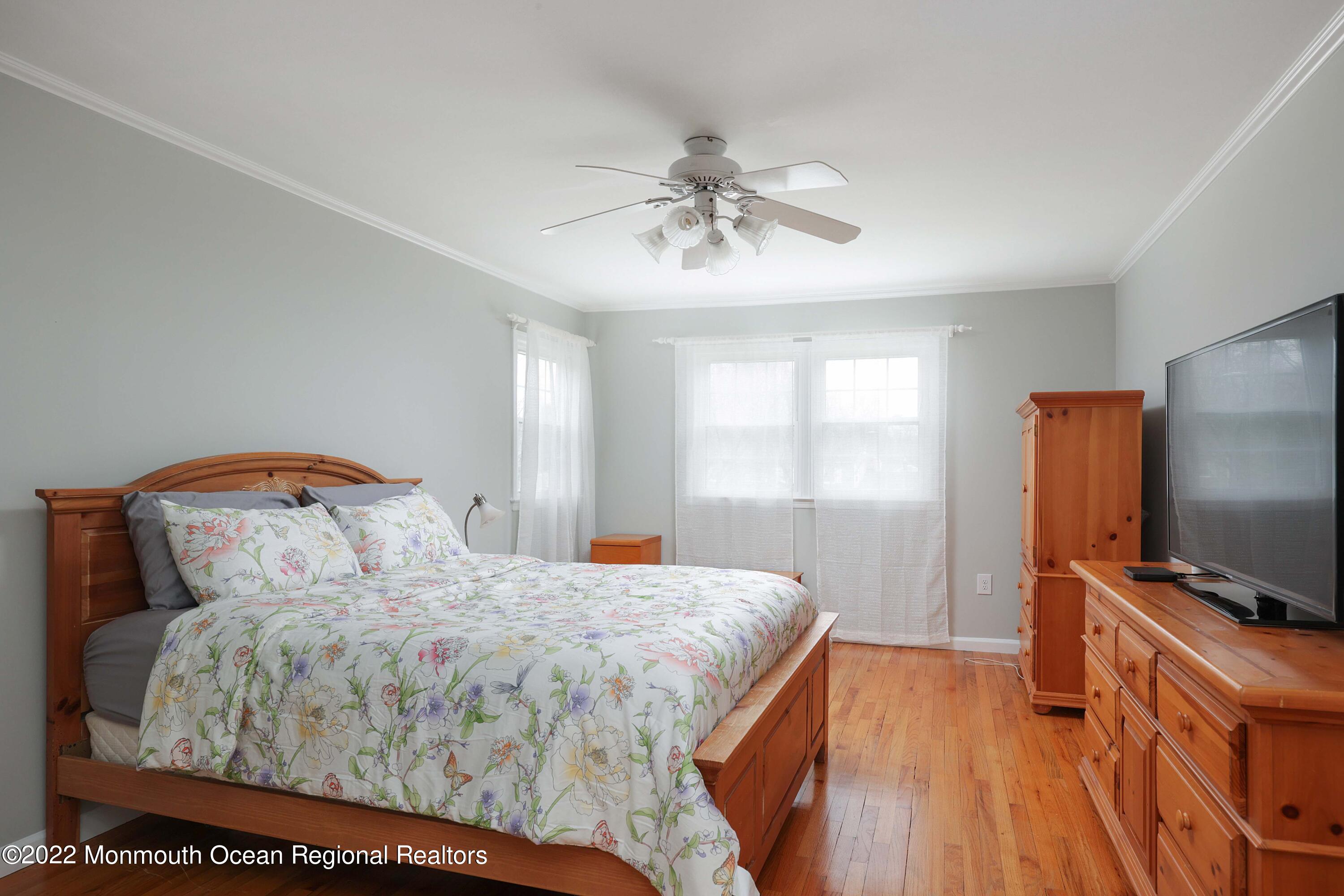 28 Fireside Road Red Bank, NJ 07701 - Photo 17 of 34 758A7903