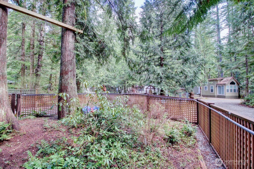 10 Riverside Drive Deming, WA 98244 - Photo 3 of 39