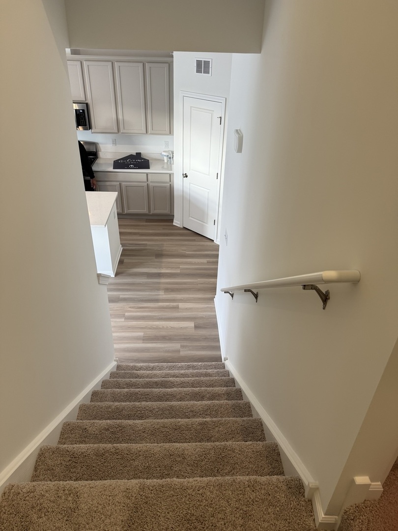 302 Kingsport Drive, Unit 302 South Elgin, IL 60177 - Photo 12 of 29