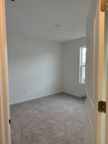 $2,800 | 302 Kingsport Drive, Unit 302, South Elgin, IL 60177