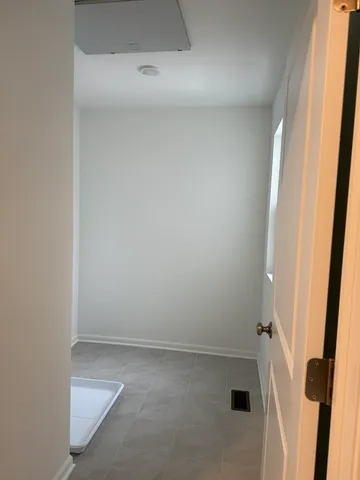 $2,800 | 302 Kingsport Drive, Unit 302, South Elgin, IL 60177