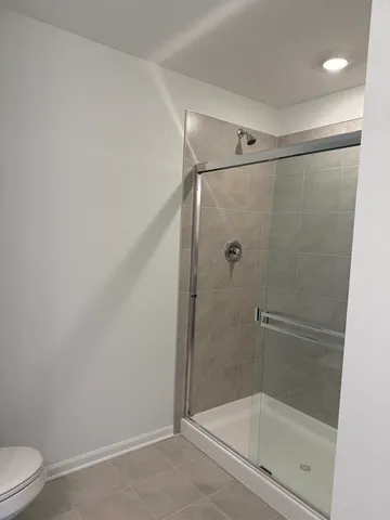 $2,800 | 302 Kingsport Drive, Unit 302, South Elgin, IL 60177