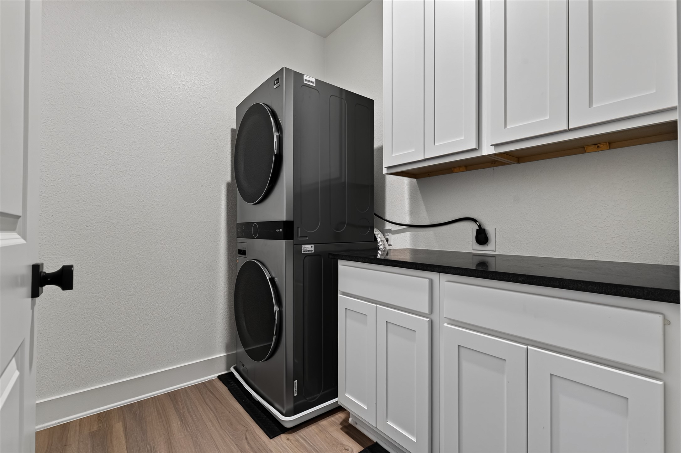 5708 Sutherlin Road, Unit 14 Austin, TX 78723 - Photo 32 of 37 Gallery Image 32