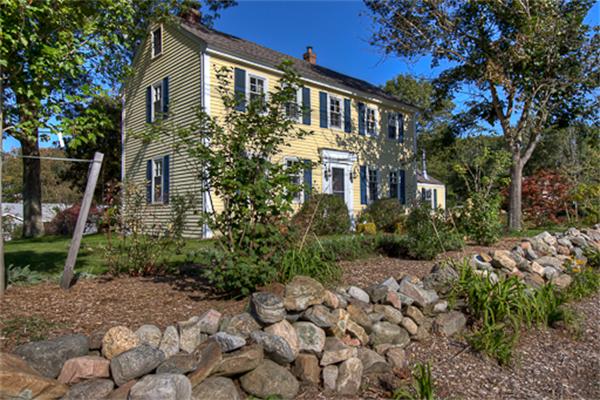 72 Cook Street Billerica, MA 01821 - Photo 1 of 25 Gallery Image 1