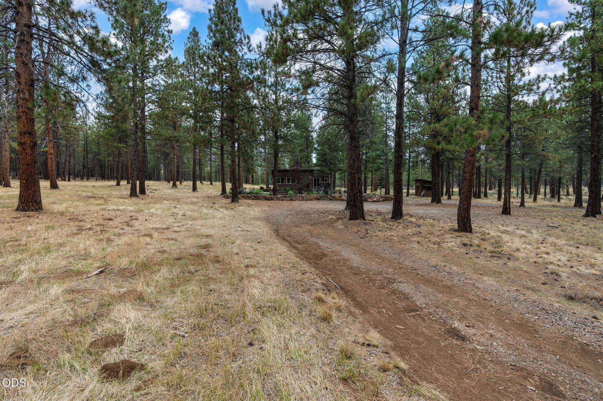 14857 Wildwing Road Sisters, OR 97759 - Photo 16 of 42 Gallery Image 16