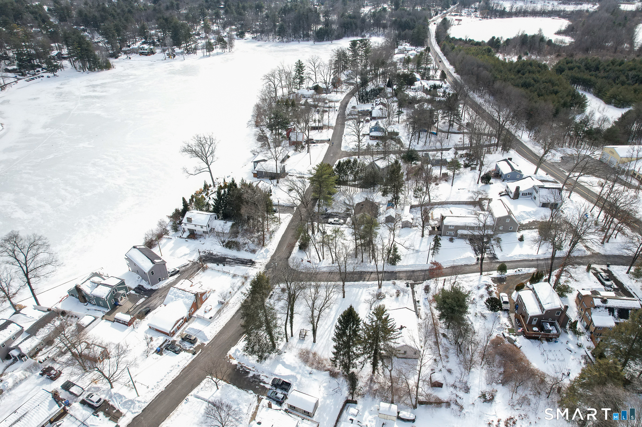 12 Woodside Street Burlington, CT 06013 - Photo 31 of 35