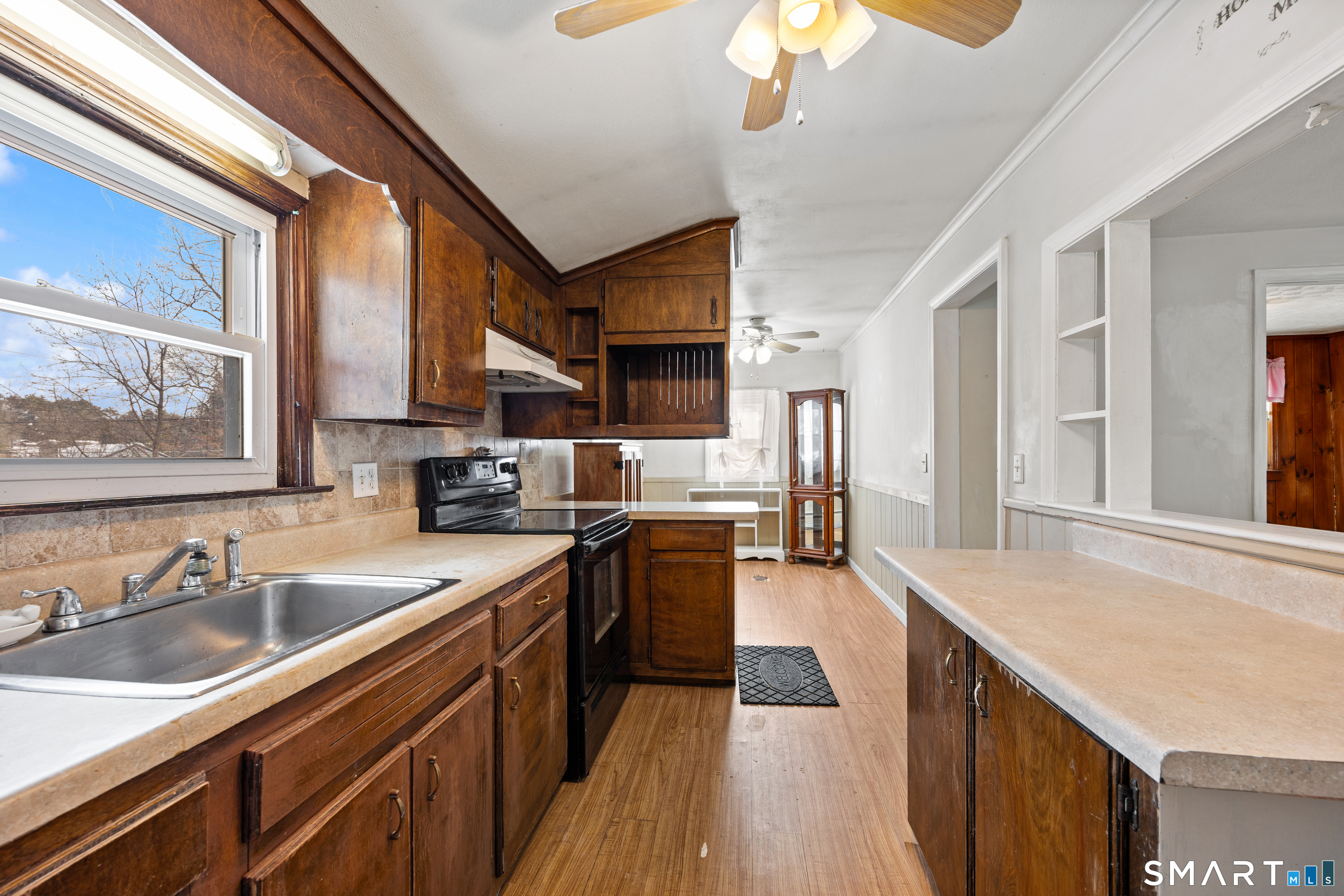 12 Woodside Street Burlington, CT 06013 - Photo 10 of 35