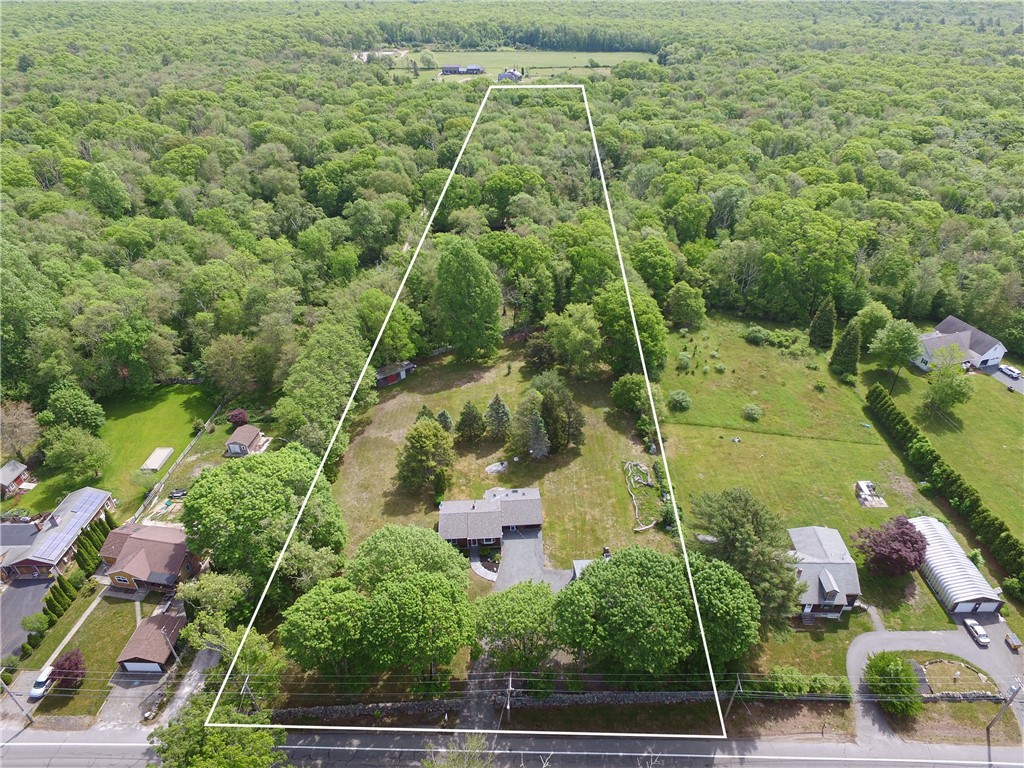 1960 Crandall Road Tiverton, RI 02878 - Photo 28 of 30 Approximate lot lines