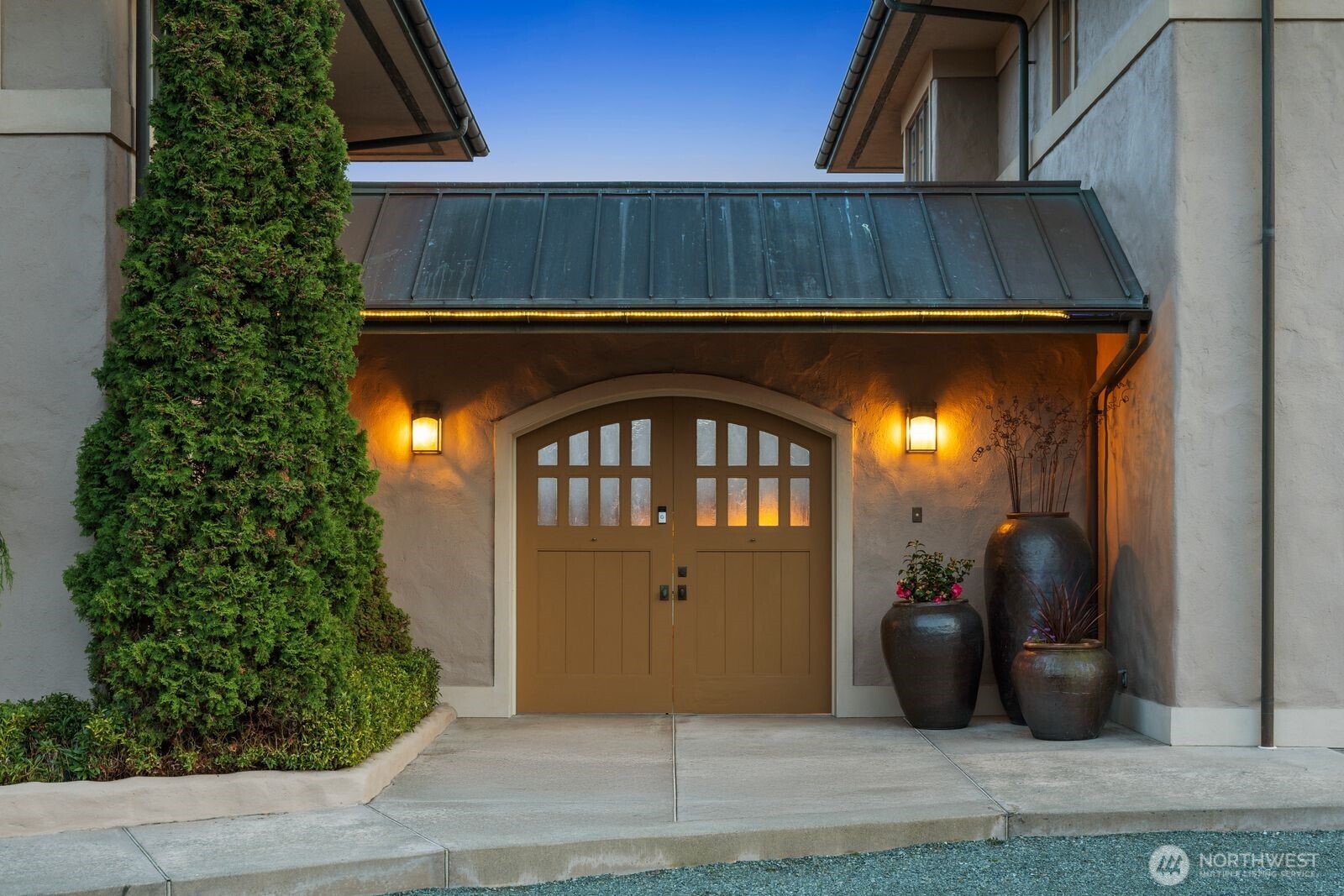 15283 Gibralter Road Anacortes, WA 98221 - Photo 6 of 40 a view of entryway with a garden
