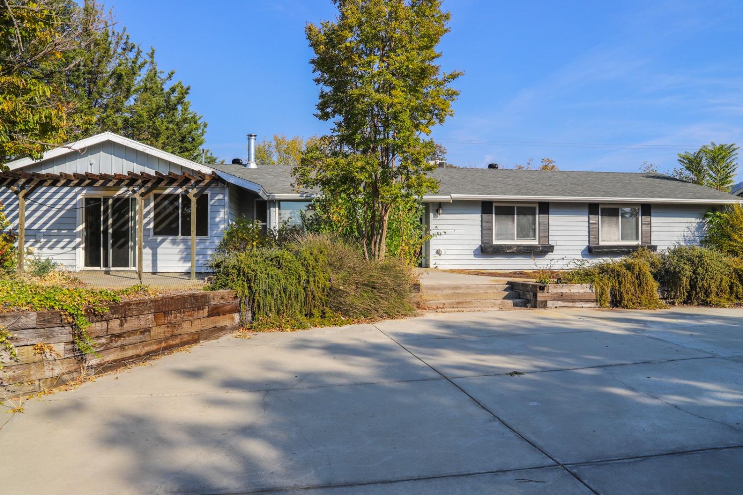 46027 Strawberry Road Coarsegold, CA 93614 - Photo 1 of 32 Gallery Image 1