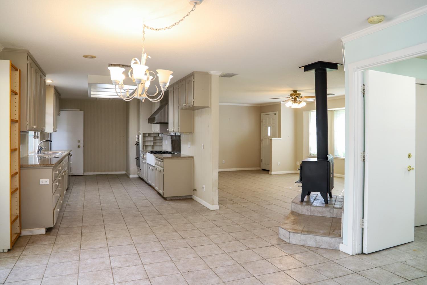 46027 Strawberry Road Coarsegold, CA 93614 - Photo 12 of 32 Gallery Image 12