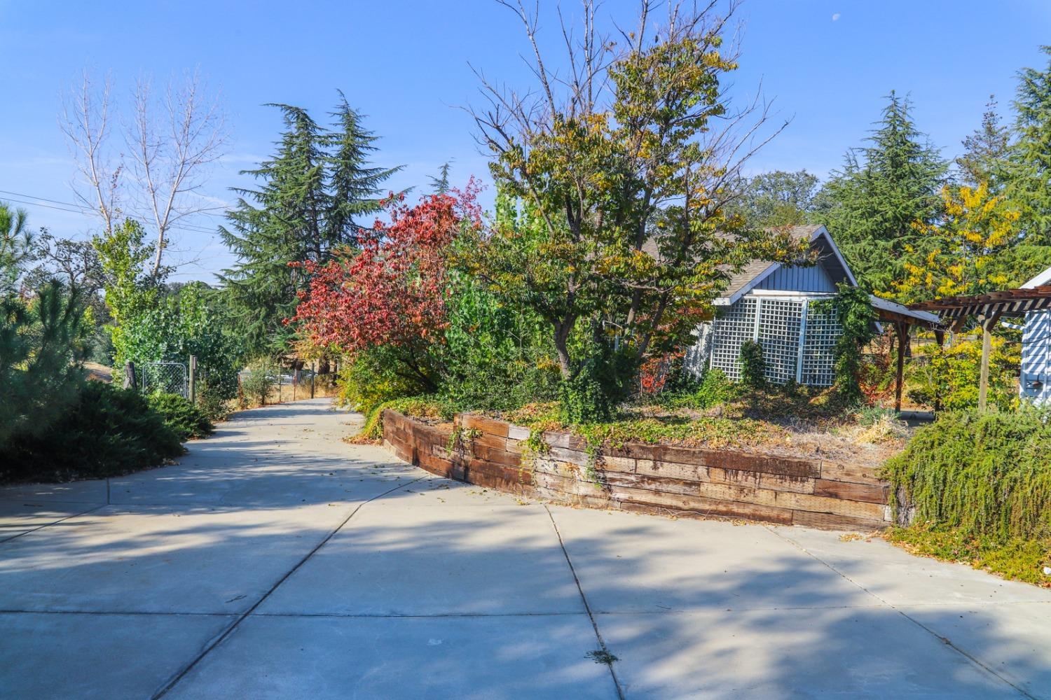 46027 Strawberry Road Coarsegold, CA 93614 - Photo 5 of 32 Gallery Image 5