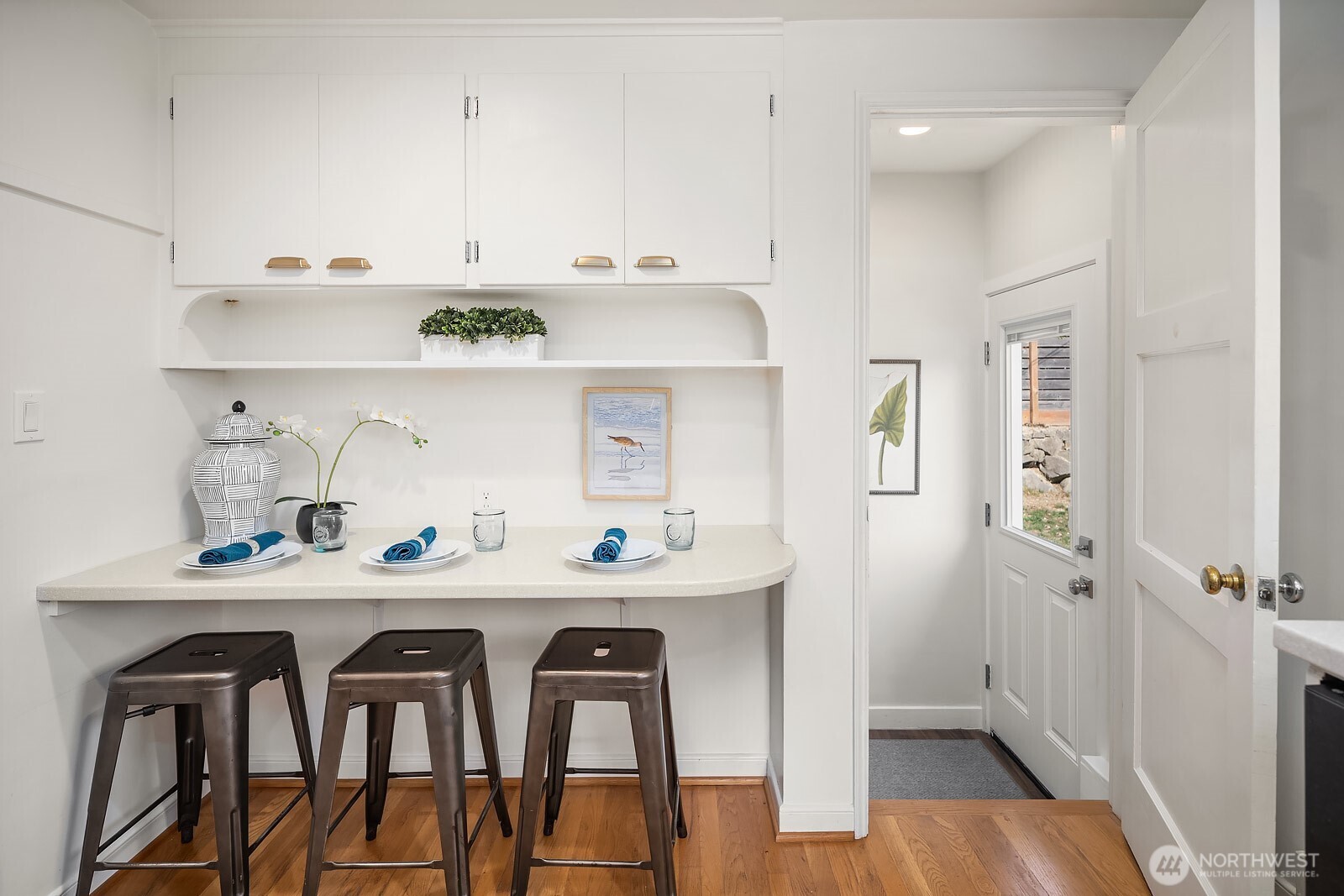 5606 59th Avenue Northeast Seattle, WA 98105 - Photo 11 of 34