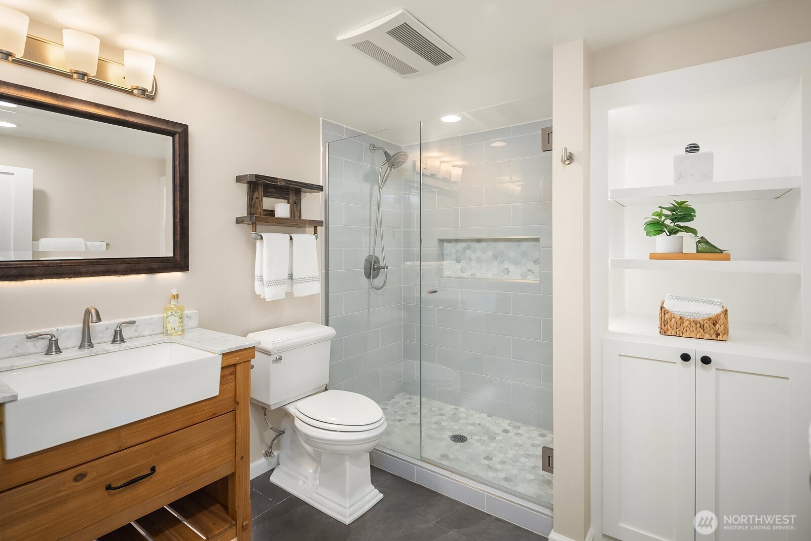 5606 59th Avenue Northeast Seattle, WA 98105 - Photo 20 of 34