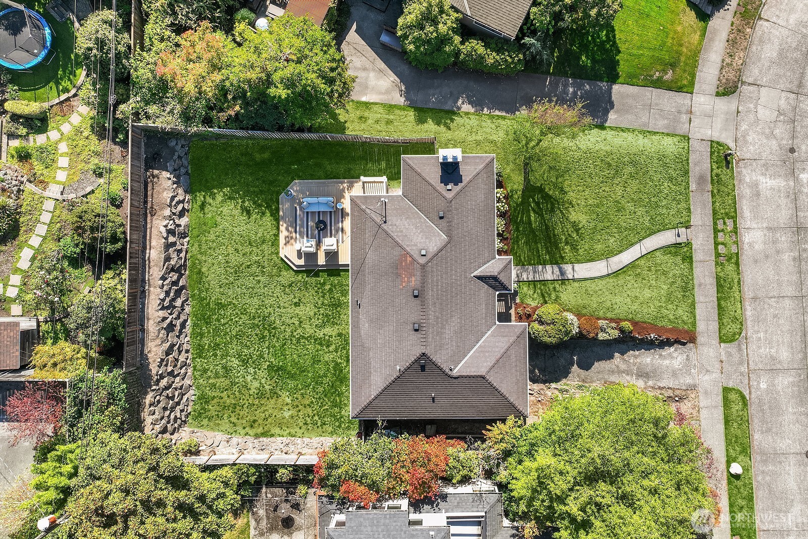 5606 59th Avenue Northeast Seattle, WA 98105 - Photo 29 of 34