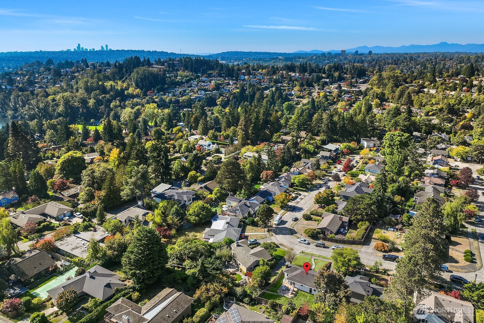 5606 59th Avenue Northeast Seattle, WA 98105 - Photo 32 of 34