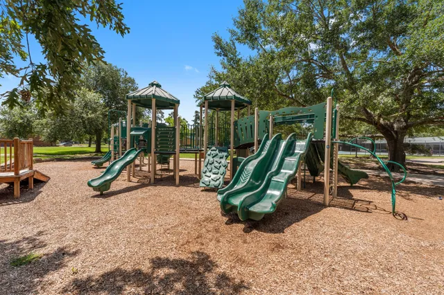 $430,000 | 6030 Craigway Road, Spring, TX 77389