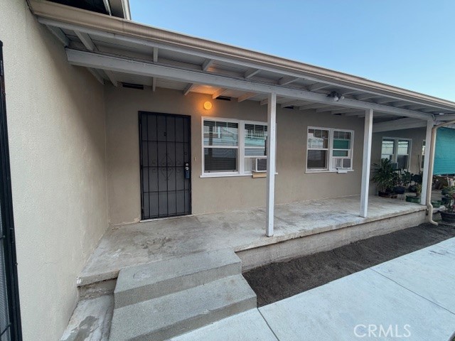 25 Genoa Street, Unit D Arcadia, CA 91006 - Photo 4 of 22 front view of a house