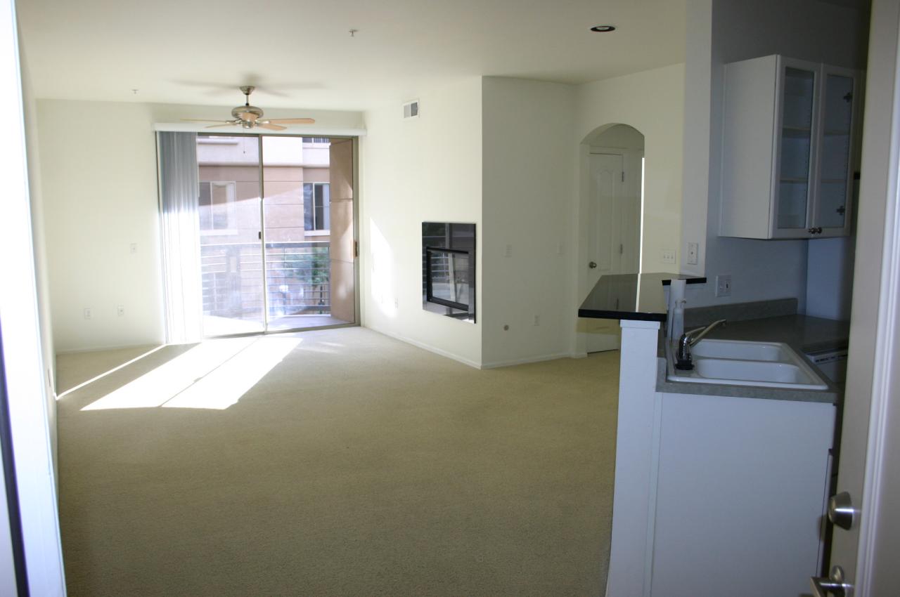 1701 East Colter Street, Unit 239 Phoenix, AZ 85016 - Photo 18 of 20 Interior Great Room W/Fireplace