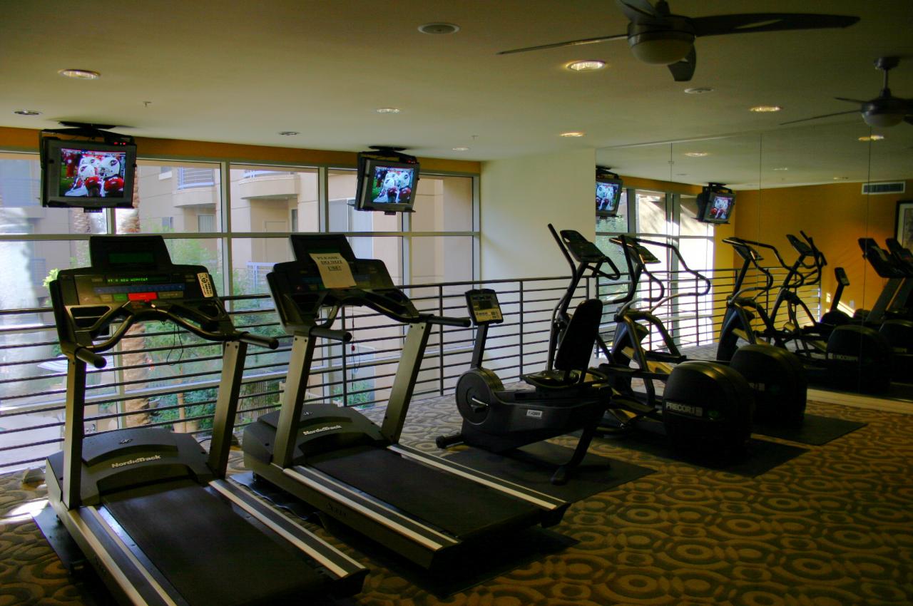 1701 East Colter Street, Unit 239 Phoenix, AZ 85016 - Photo 10 of 20 2nd Floor Fitness Center
