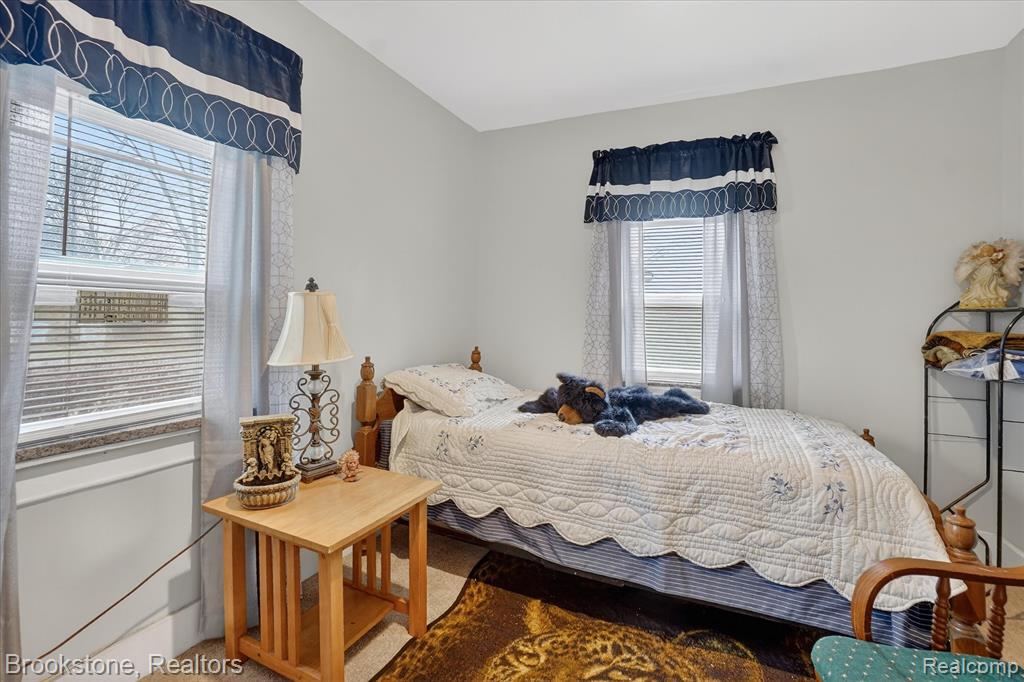 3233 Turner Road Lansing, MI 48906 - Photo 19 of 38 Gallery Image 19