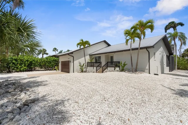 $837,000 | 13270 Electron Drive, Fort Myers, FL 33908