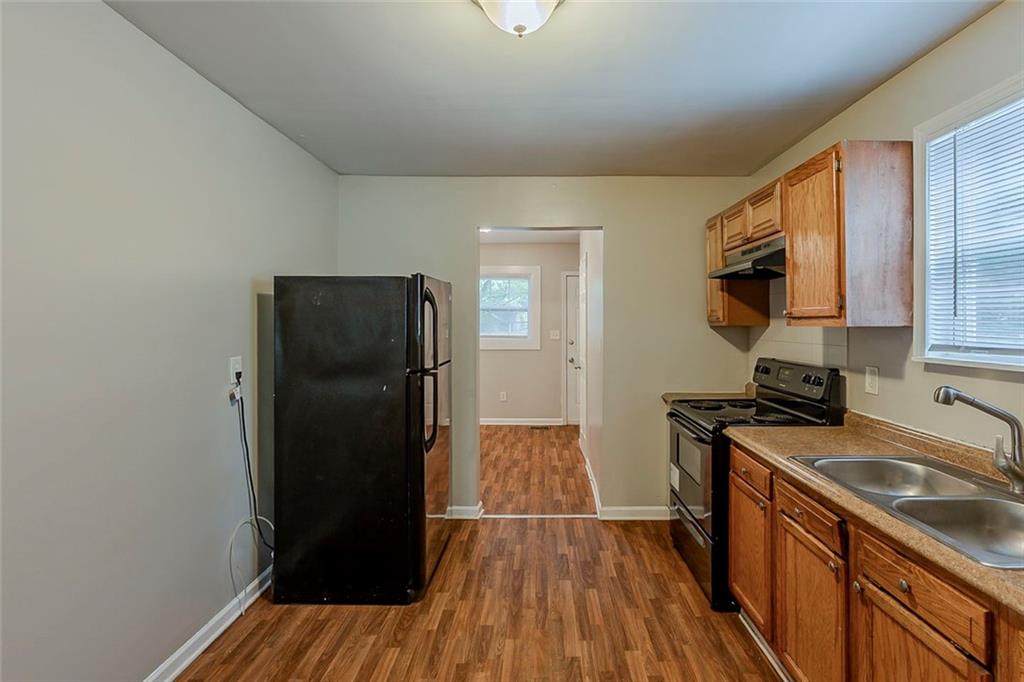 2245 Dauphine Street Atlanta, GA 30344 - Photo 8 of 32