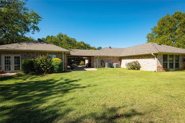 $542,000 | 4105 County Road 3134, Lone Oak, TX 75453