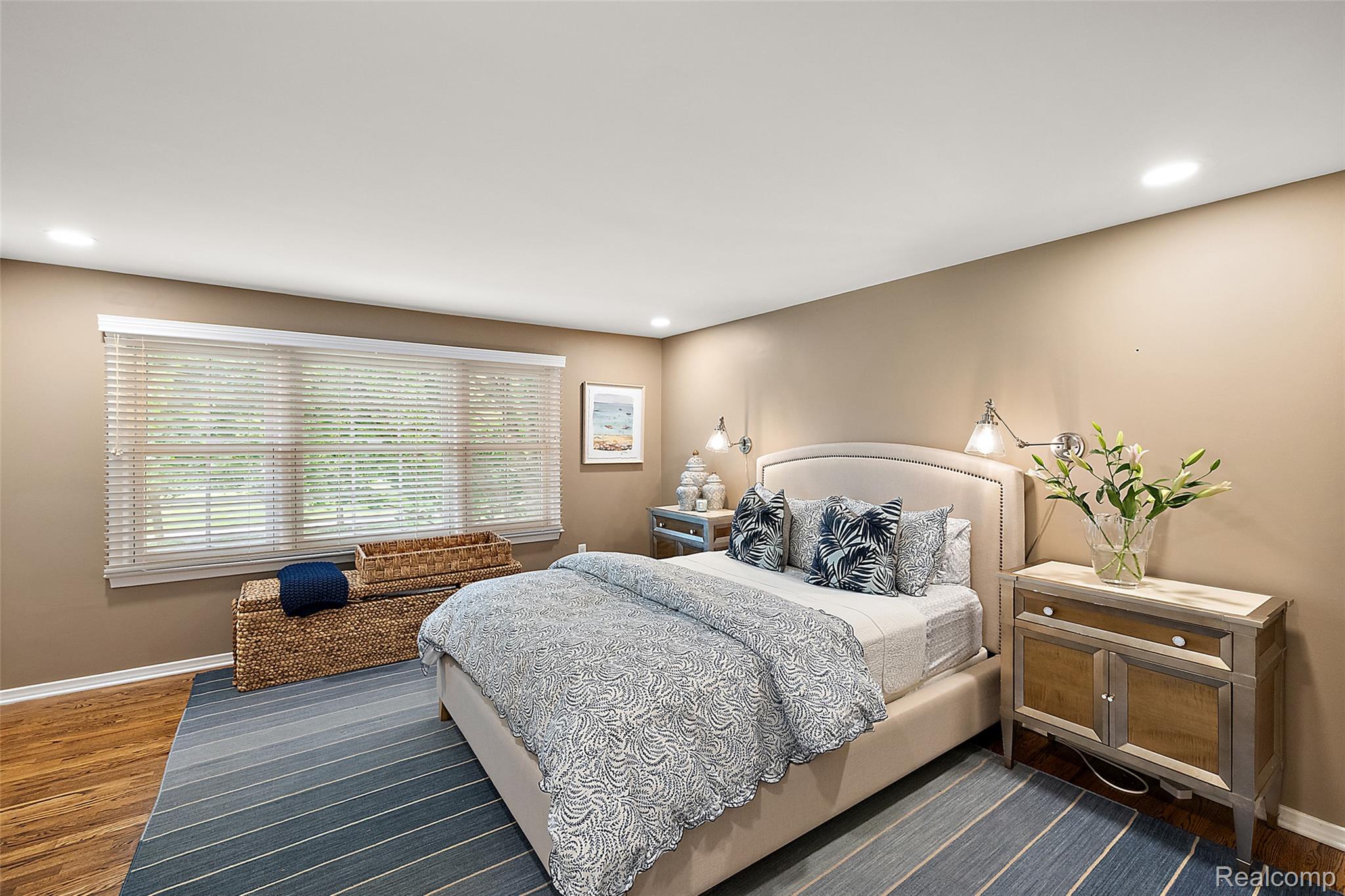 232 Guilford Road Bloomfield Hills, MI 48304 - Photo 25 of 47 232 Guilford-120.jpg
