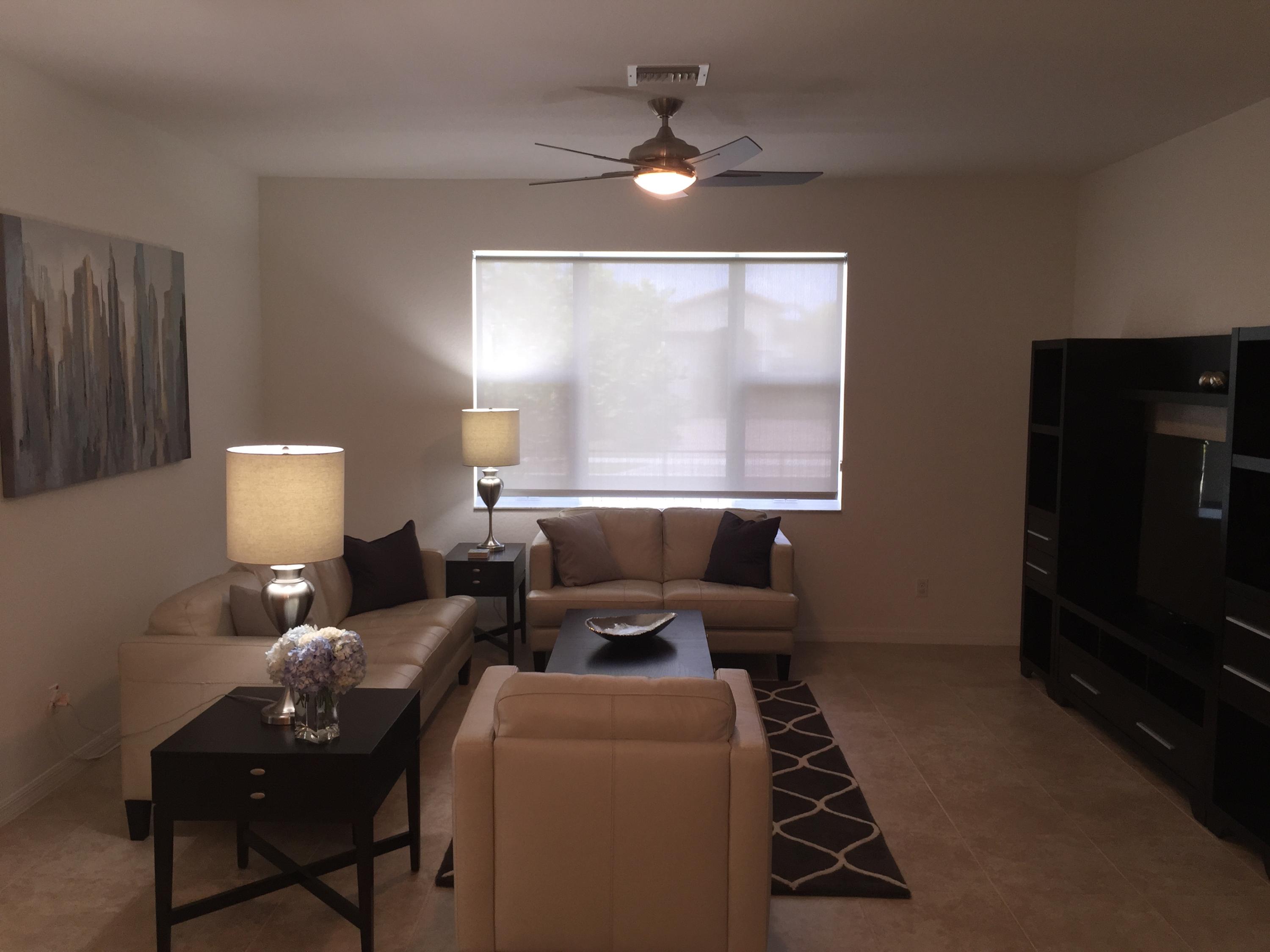 139 Behring Way Jupiter, FL 33458 - Photo 10 of 39 IMG_2827