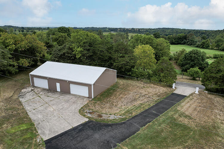 776 Paper Mill Road Lancaster, KY 40444 - Photo 36 of 46 63