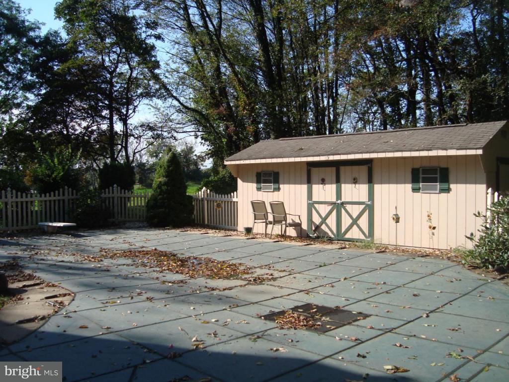 525 Zinns Mill Road Lebanon, PA 17042 - Photo 3 of 5 Gallery Image 3