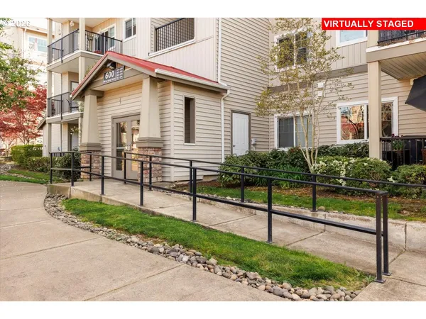 $339,000 | 600 Northwest Lost Springs Terrace, Unit 301, Portland, OR 97229