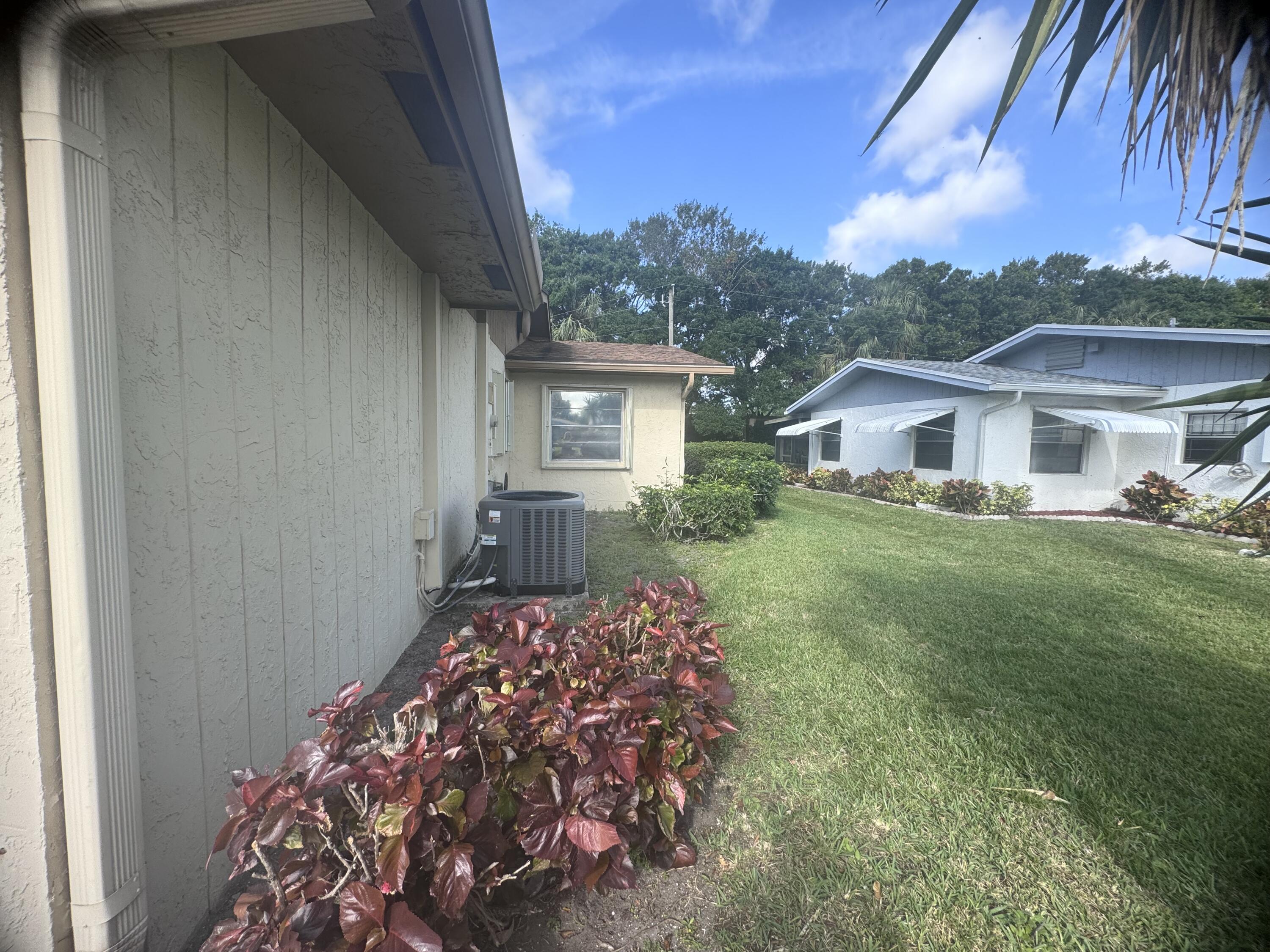 6274 Dusenburg Road Delray Beach, FL 33484 - Photo 4 of 22 IMG_6030