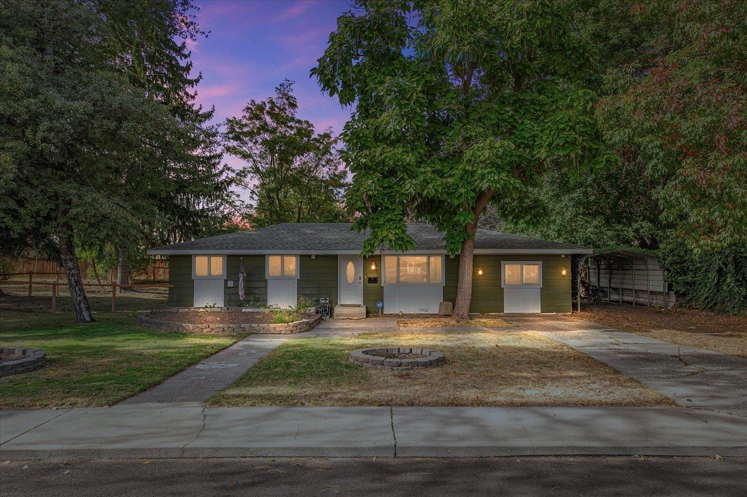 1806 6th Street Cheney, WA 99004 - Photo 2 of 37 Gallery Image 2