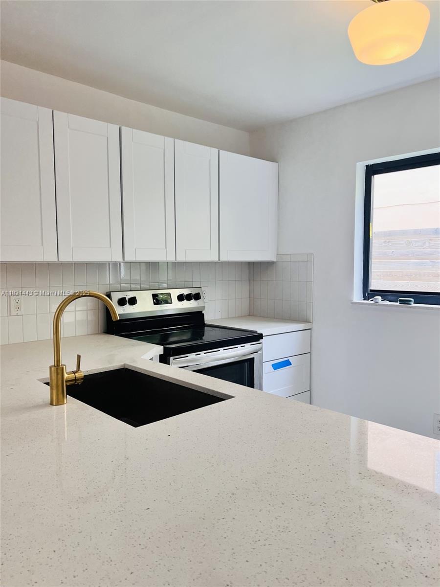 910 Southwest 4th Avenue, Unit 1 Miami, FL 33130 - Photo 5 of 11