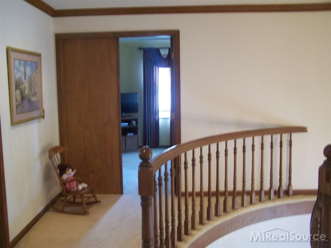 332 Silvervale Drive Rochester, MI 48309 - Photo 13 of 25 31195186-12.JPG