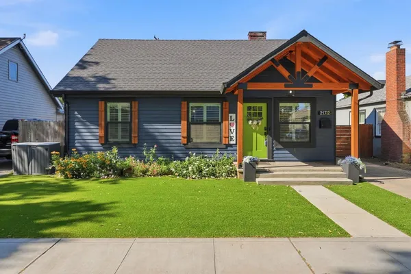 $815,000 | 2172 7th Avenue, Sacramento, CA 95818