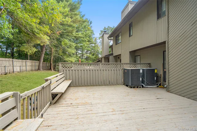 $6,000 | 236 Hamlet Drive, Jericho, NY 11753