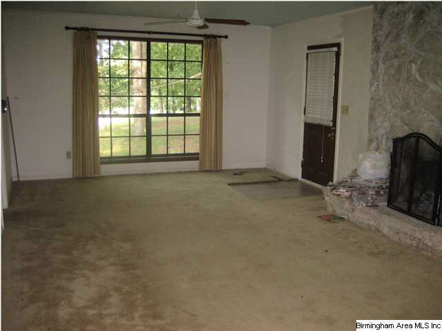 7 Mitzie Circle Alabaster, AL 35007 - Photo 3 of 27