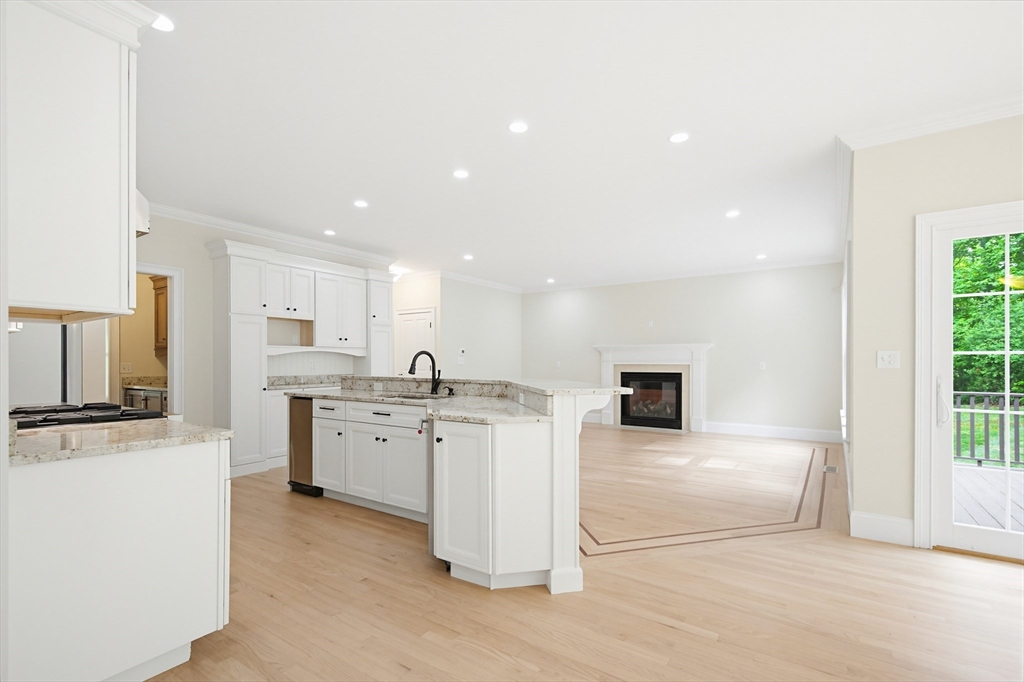 20 Applewood Road Norfolk, MA 02056 - Photo 7 of 36 Gallery Image 7