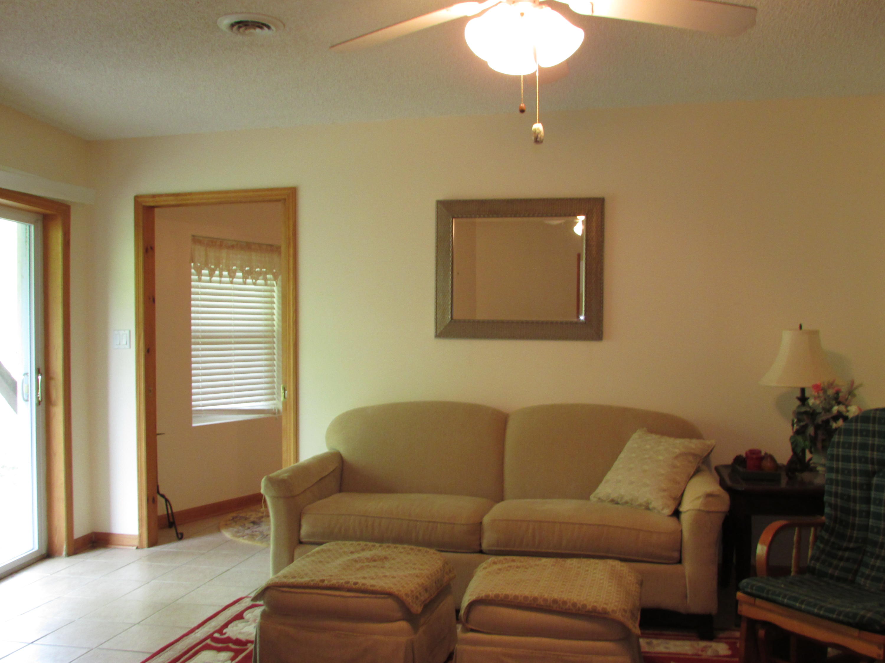 167 Violet Lane Hampton, TN 37658 - Photo 35 of 55 167 Violet Lane Hampton TN 37658 (53)