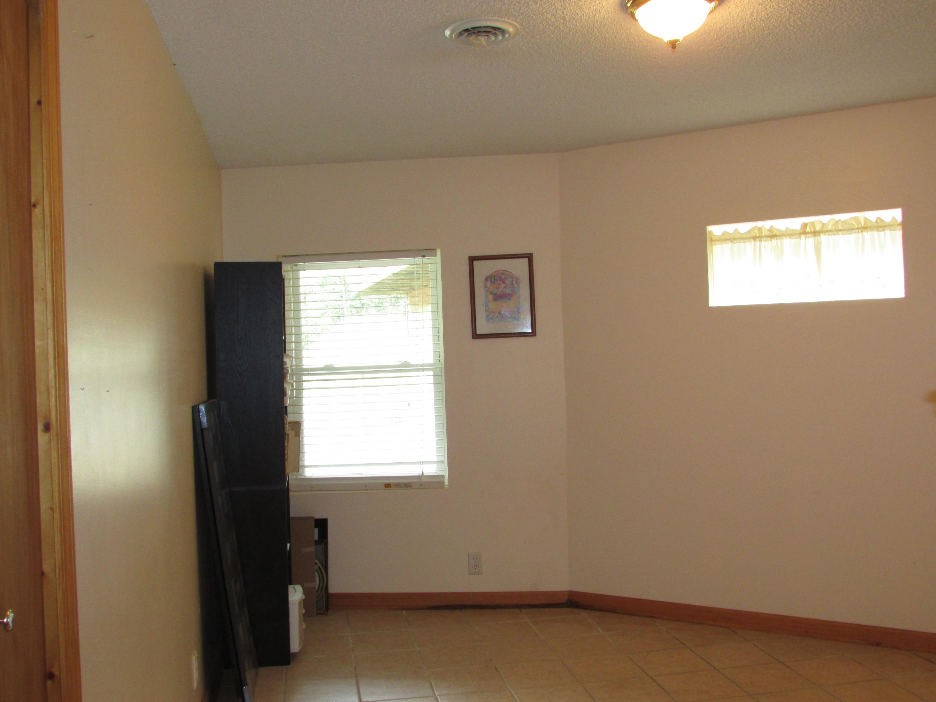 167 Violet Lane Hampton, TN 37658 - Photo 39 of 55 167 Violet Lane Hampton TN 37658 (58)