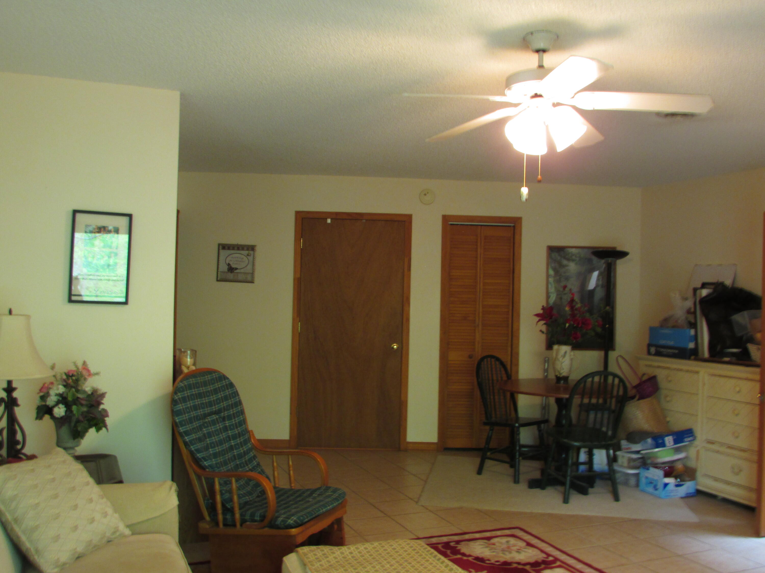 167 Violet Lane Hampton, TN 37658 - Photo 45 of 55 167 Violet Lane Hampton TN 37658 (65)