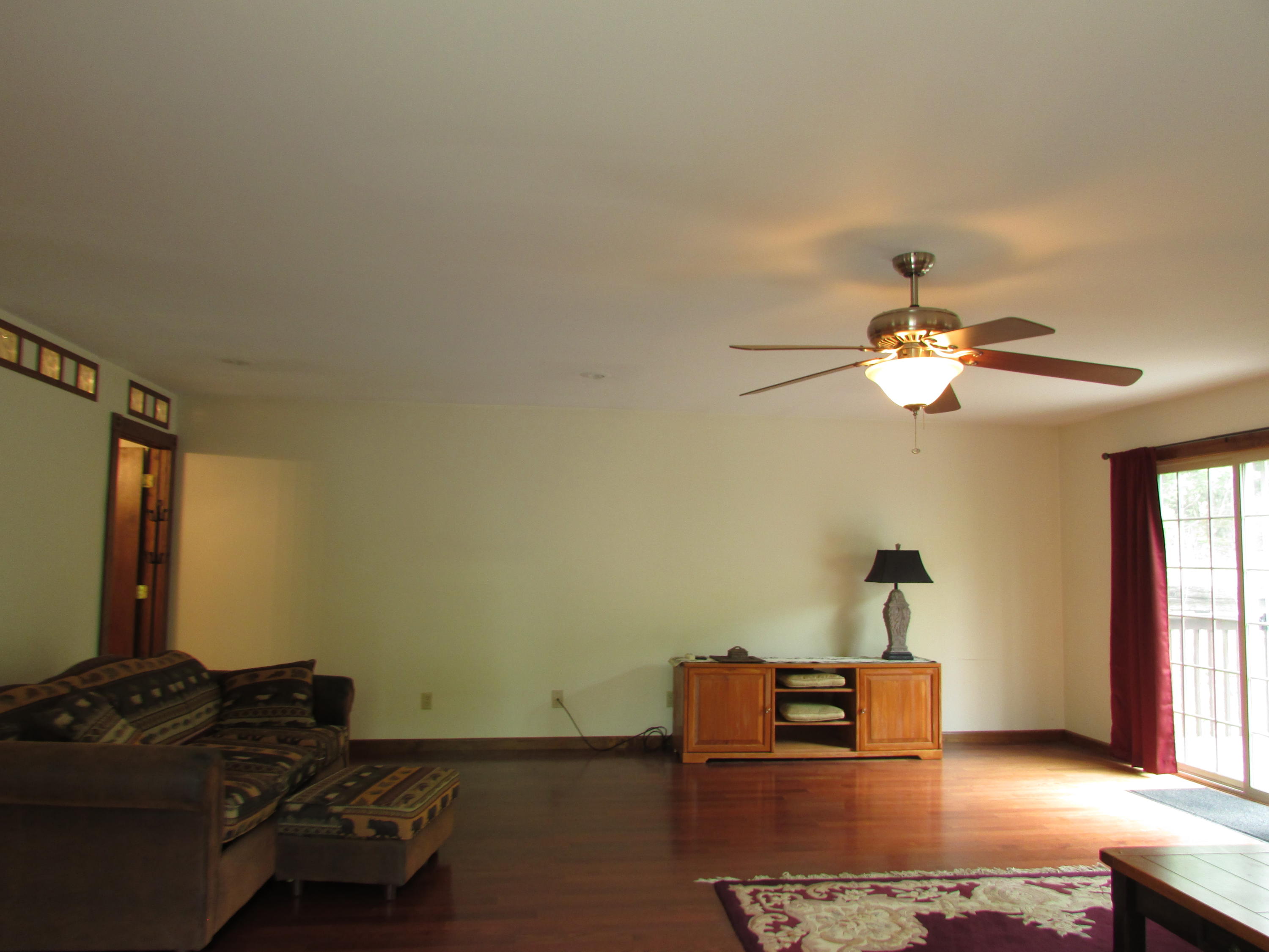 167 Violet Lane Hampton, TN 37658 - Photo 49 of 55 167 Violet Lane Hampton TN 37658 (71)