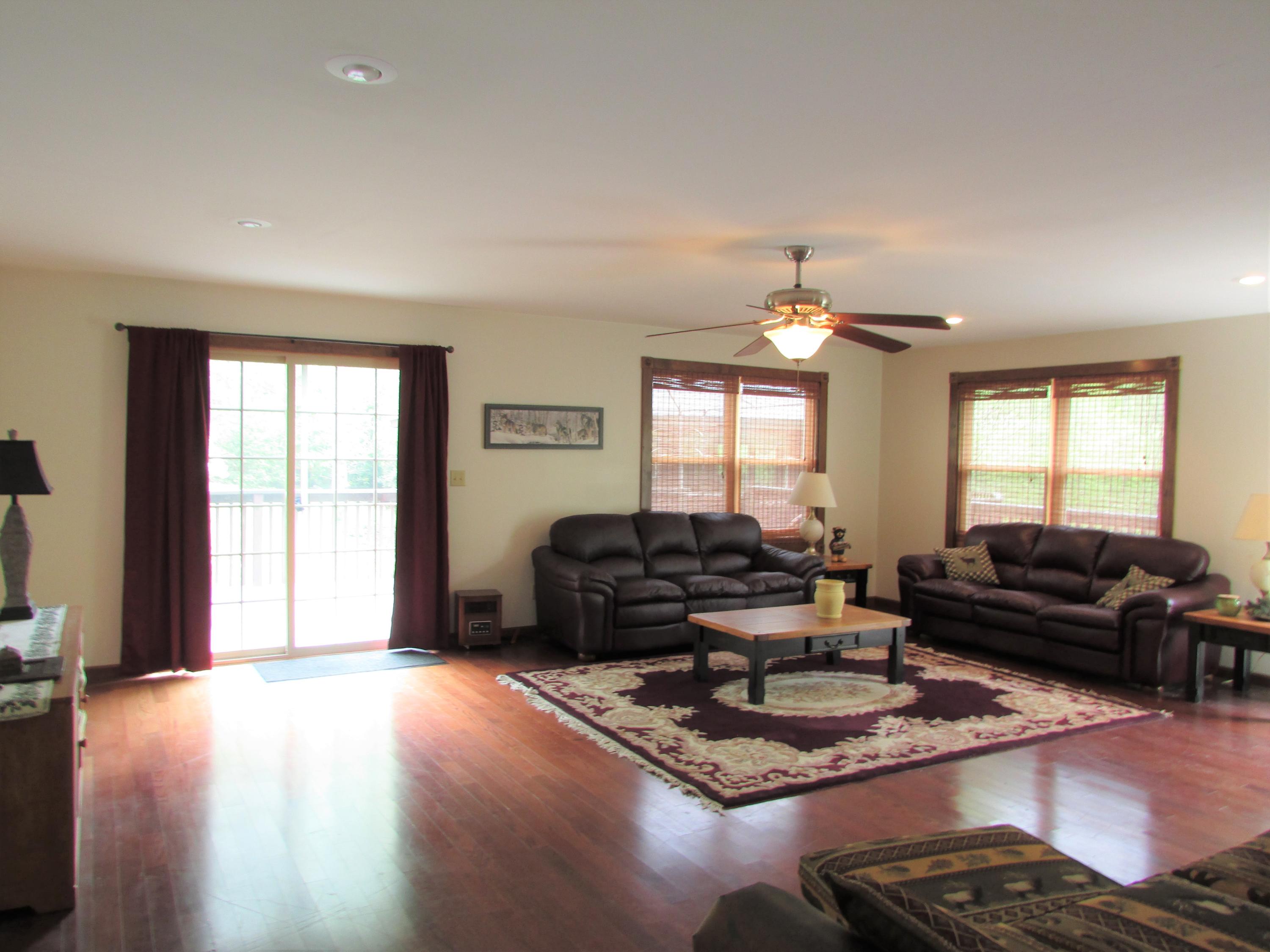 167 Violet Lane Hampton, TN 37658 - Photo 52 of 55 167 Violet Lane Hampton TN 37658 (74)