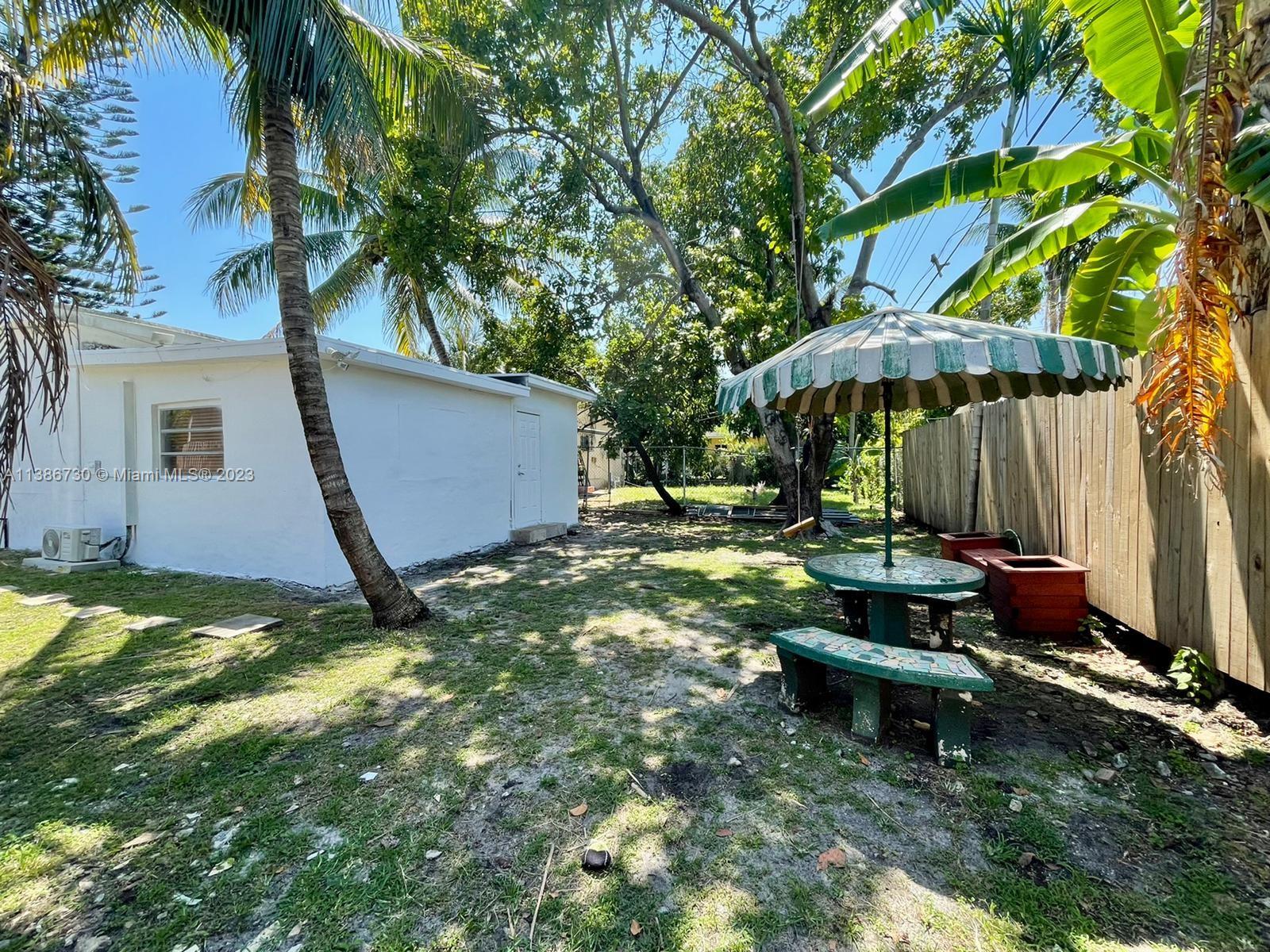 451 Northwest 82nd Street Miami, FL 33150 - Photo 19 of 27
