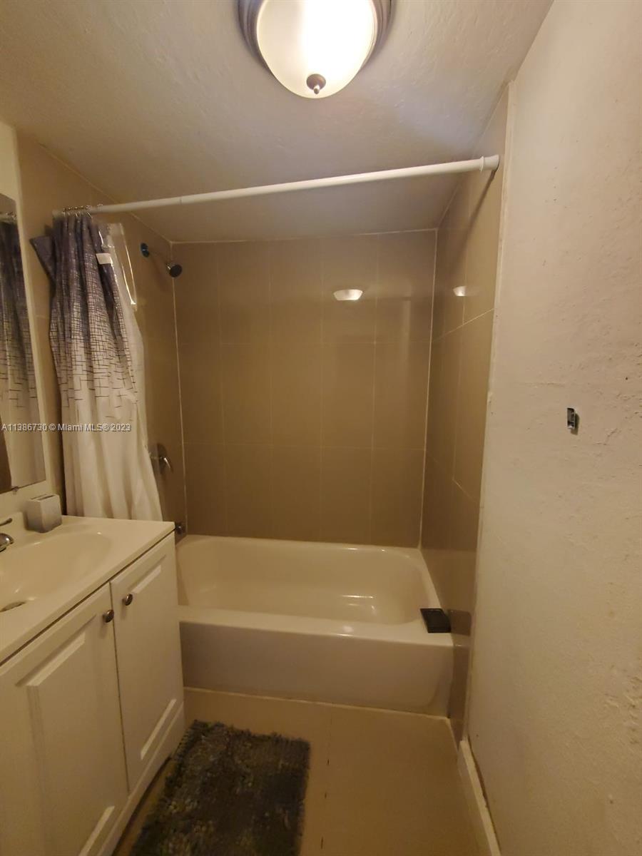 451 Northwest 82nd Street Miami, FL 33150 - Photo 25 of 27 In-Law Bathroom